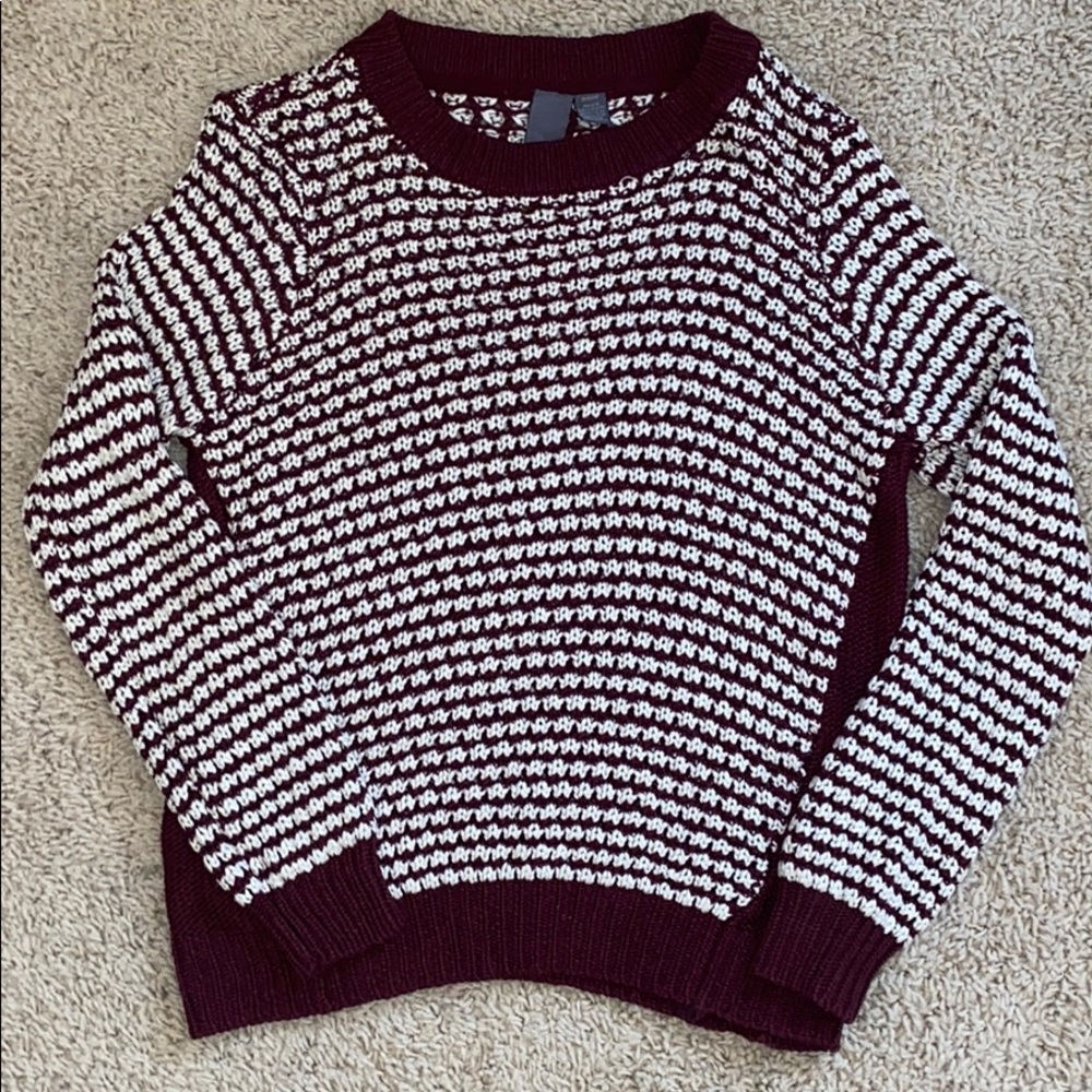 Maroon and Cream Knitted Sweater